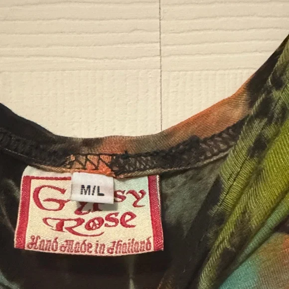 Vibrant Tie-Dye Short Sleeve Women's Top - Picture 3 of 6